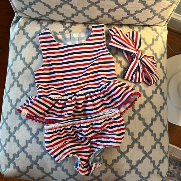 EUC Mud Pie Reversible Tankini 18M w/ headband - Picture 2 of 2